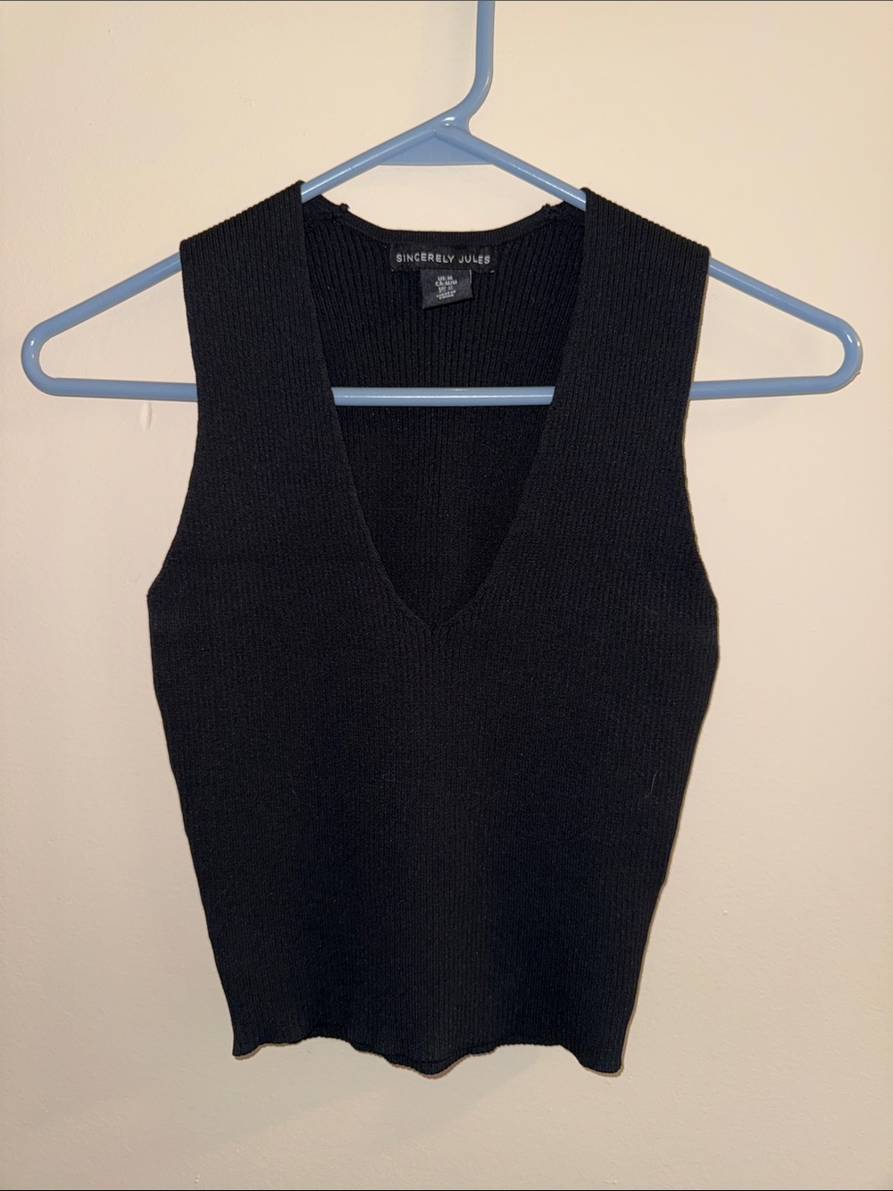 Sincerly Jules Black Ribbed V-Neck Tank Top